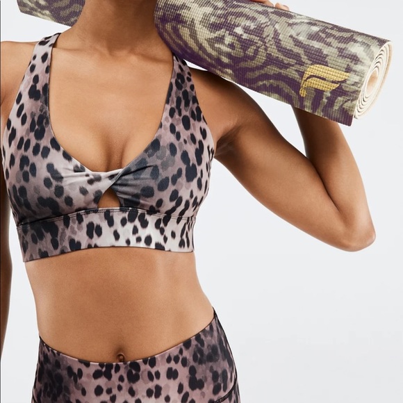 Fabletics leopard spotted powerhold workout leggings bra set - Picture 2 of 11